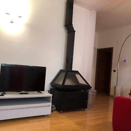 Appartamento A Casa Di Tamy Φαμπριάνο Εξωτερικό φωτογραφία