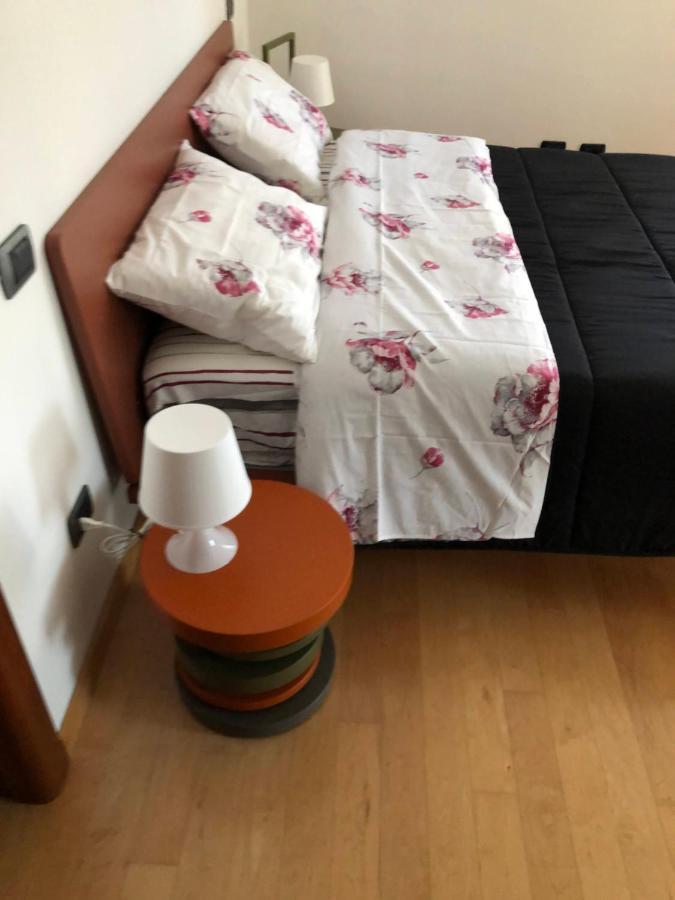Appartamento A Casa Di Tamy Φαμπριάνο Εξωτερικό φωτογραφία